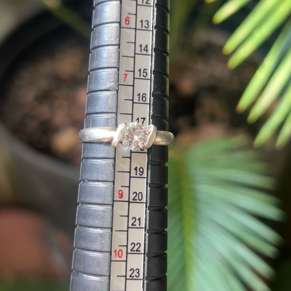 Sterling Silver CZ Ring - Picture 2 of 6